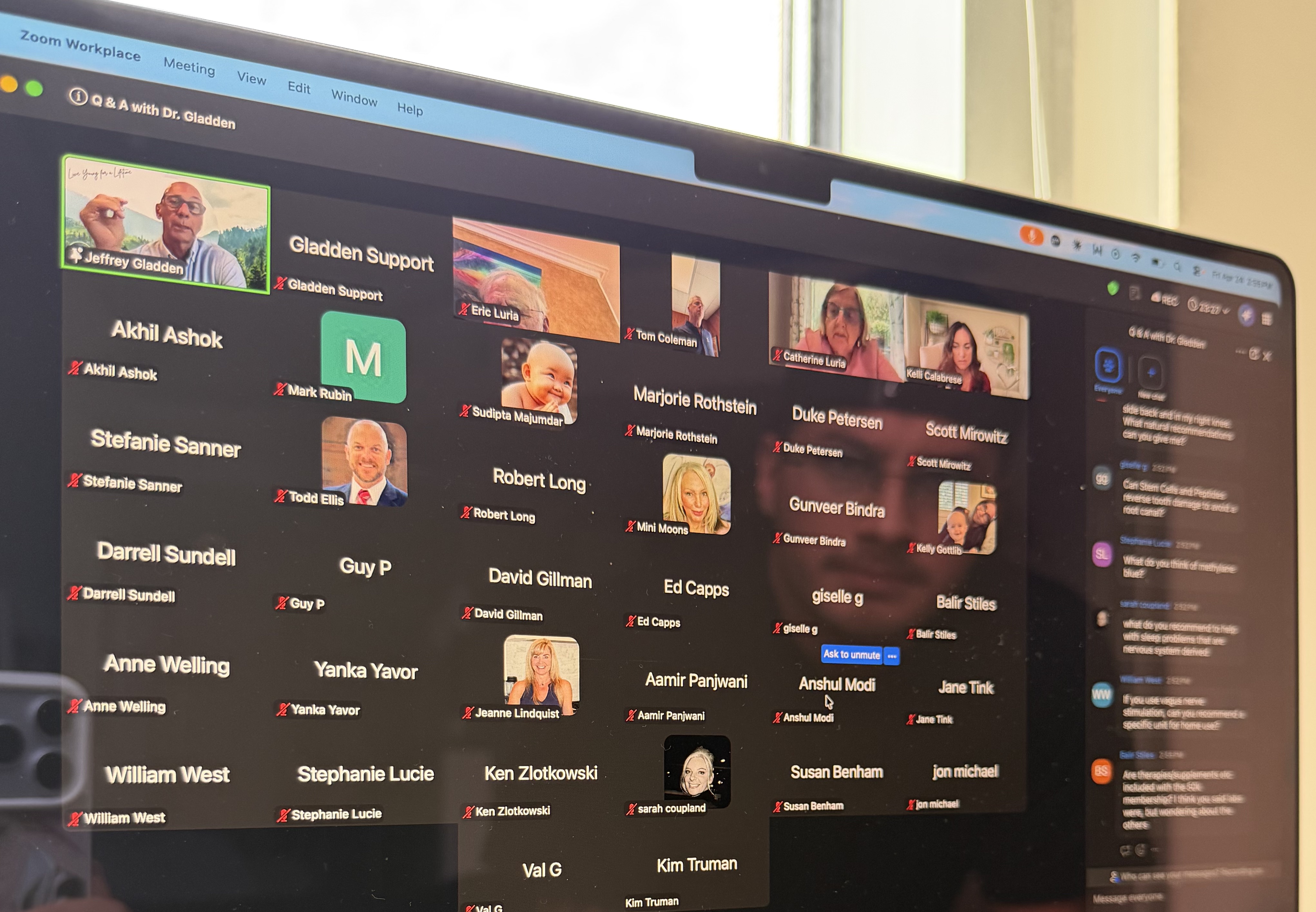 Live webinar with attendees on Zoom